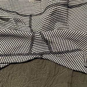 Lululemon 21 inch blue and white